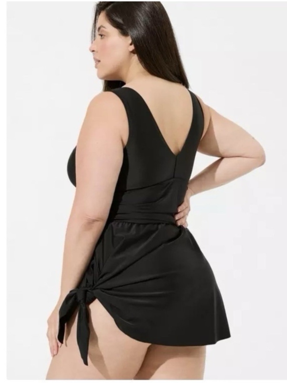 Torrid • Wireless Black Asymmetrical One-Piece Swim Dress - Size 2/2X/18-20 - Picture 3 of 13